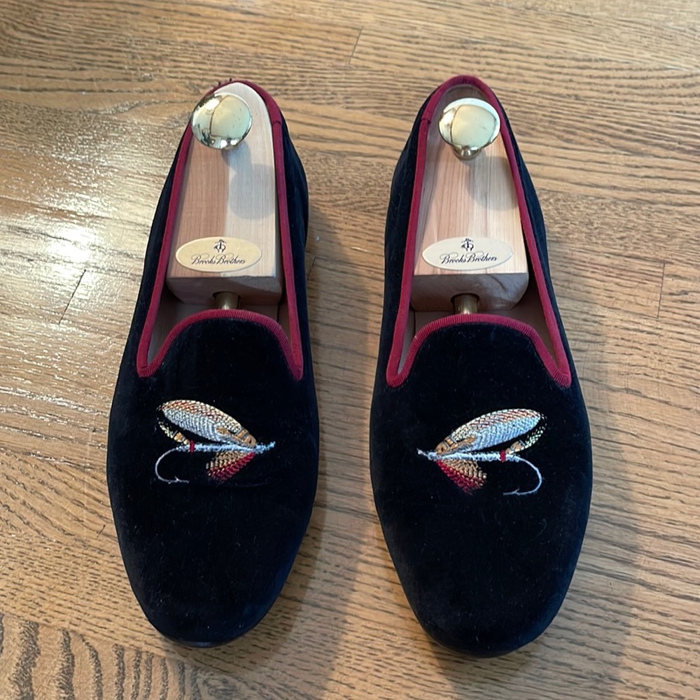 Classic Stubbs & Wootton loafers featuring an embroidered fly fishing bait